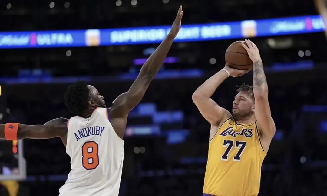 鹈鹕横扫独行侠，取得八连胜助力季后赛冲刺