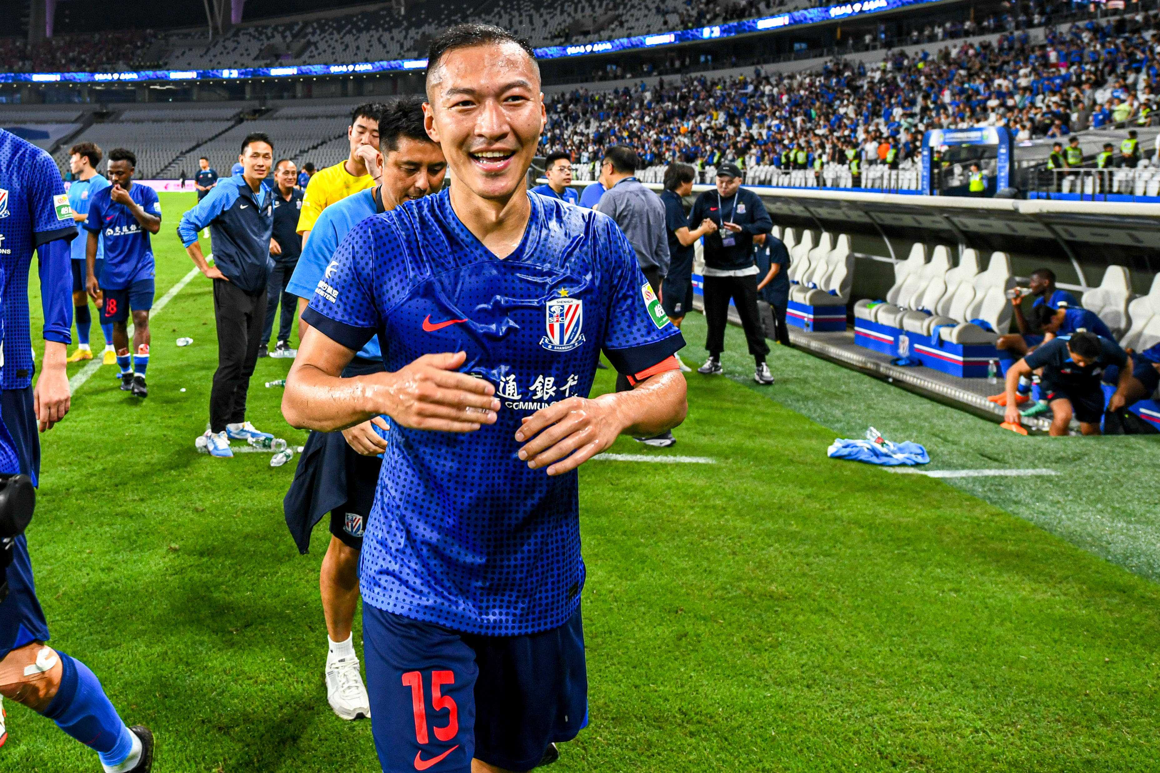 申花球员备战下一轮比赛，决心全力以赴的简单介绍