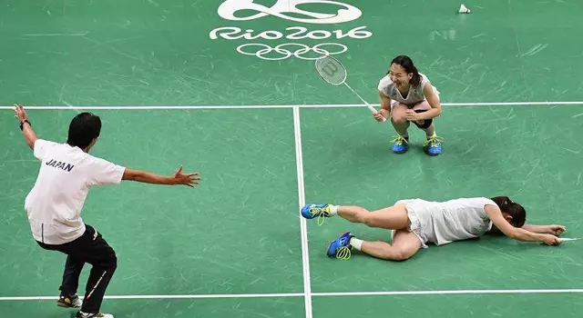 包含韩国队翻盘日本队，辛杜统治全场的词条