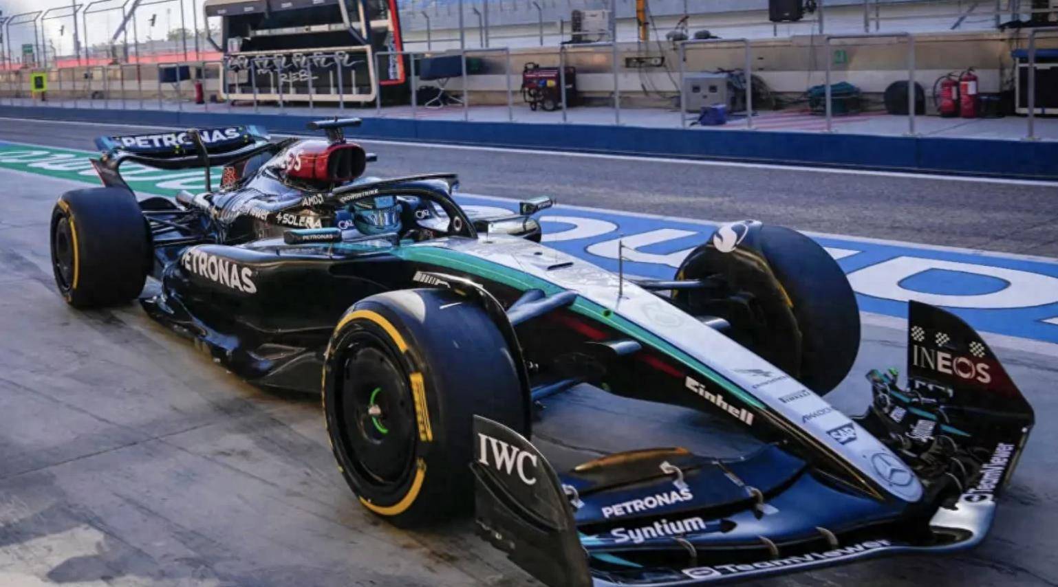 威廉姆斯完胜梅赛德斯，汉密尔顿状态火热的简单介绍