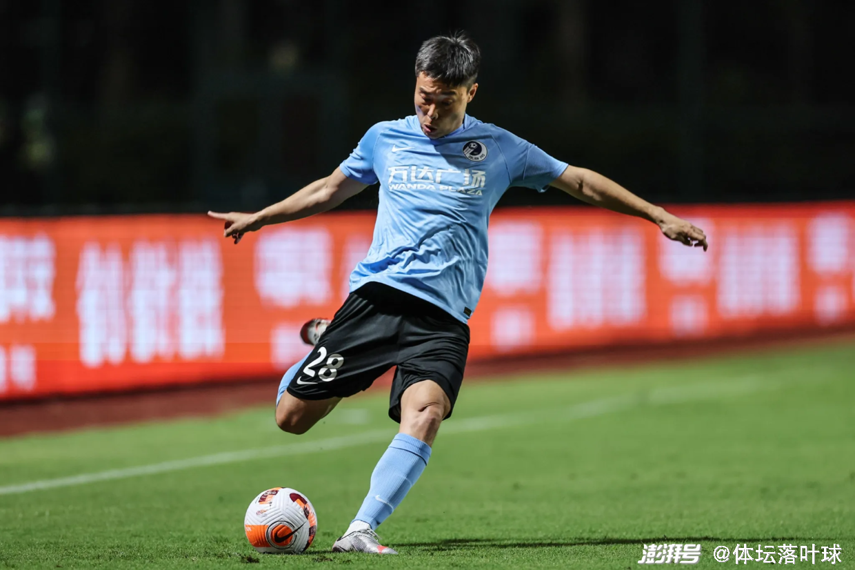 柏林赫塔队长基韦科奇伤愈复出,助球队逆转成功 柏林赫塔队长基韦科奇伤愈复出,助球队逆转成功