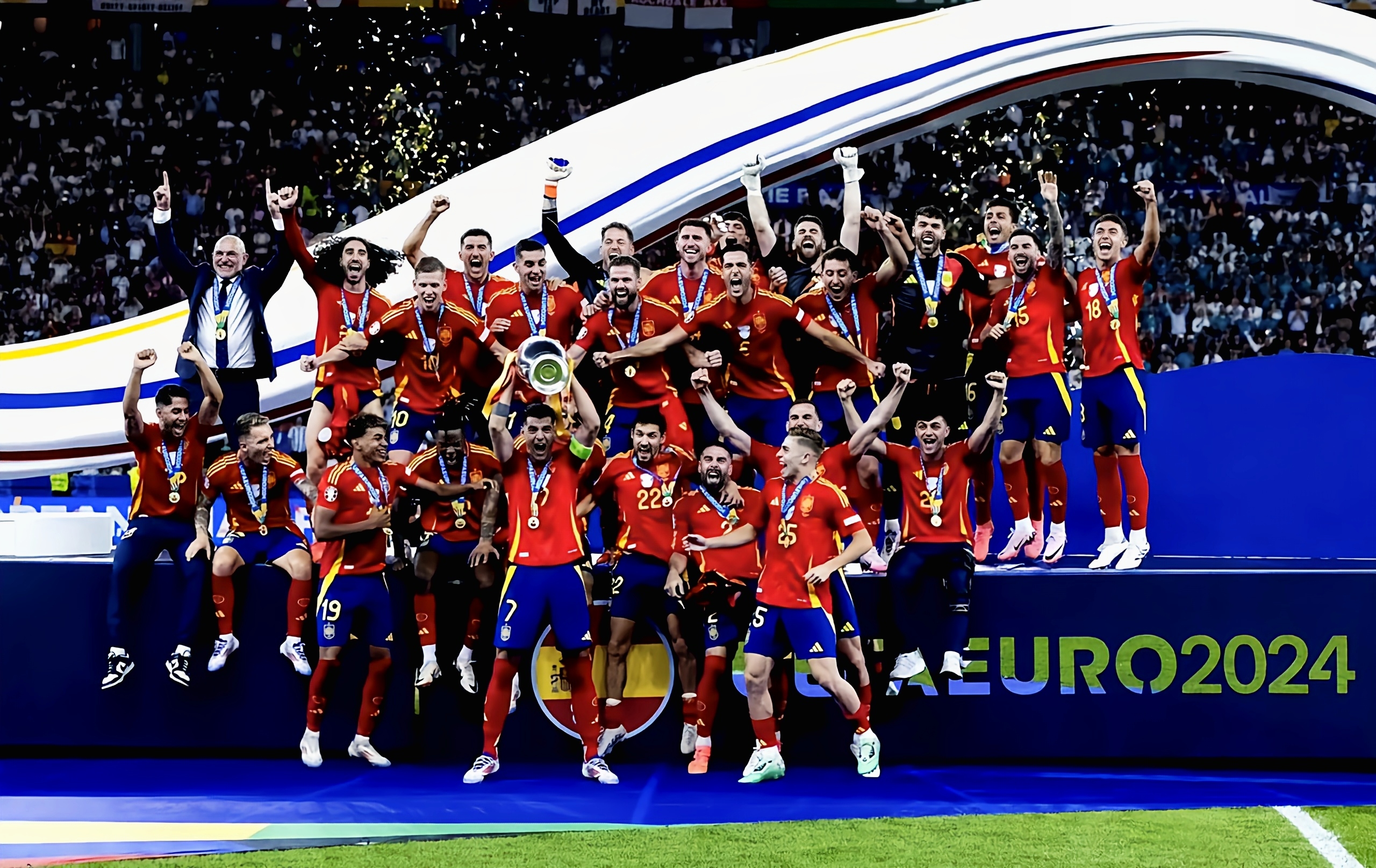 塞内加尔逆转塞维利亚，格列兹曼扛起全队