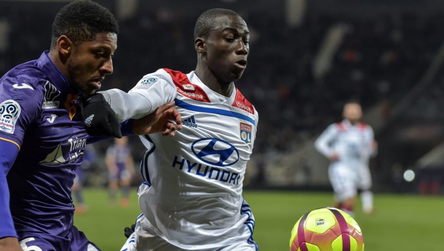 里昂绝杀那不勒斯，门迪统治全场