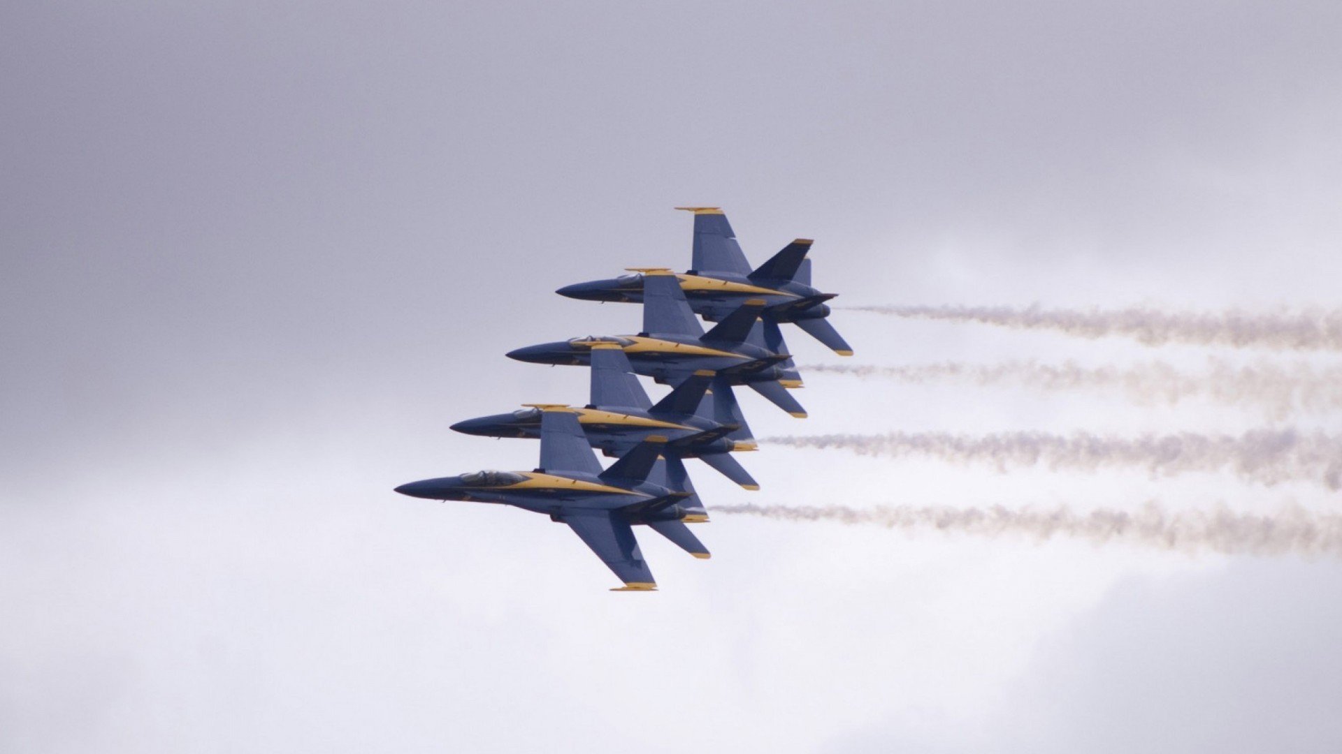 夜光下的传奇,卡拉斯科在季后赛抢七之夜的制胜一击