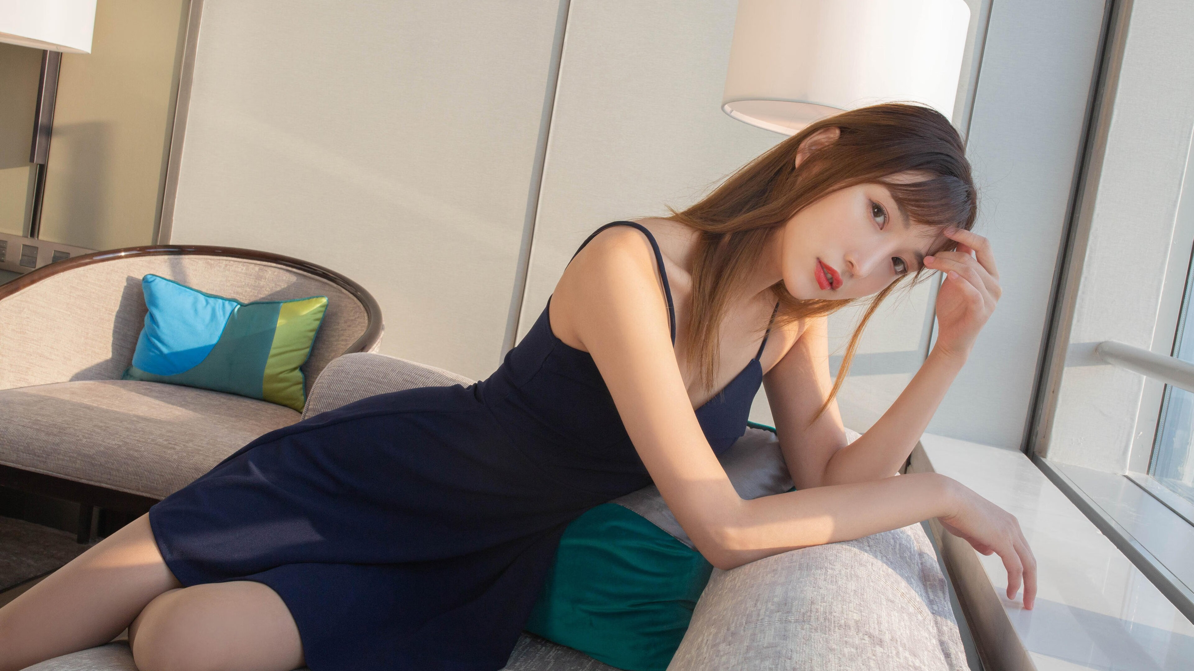 铁幕之下,雄鹿铸就封锁网,太阳的光芒在密尔沃基熄灭