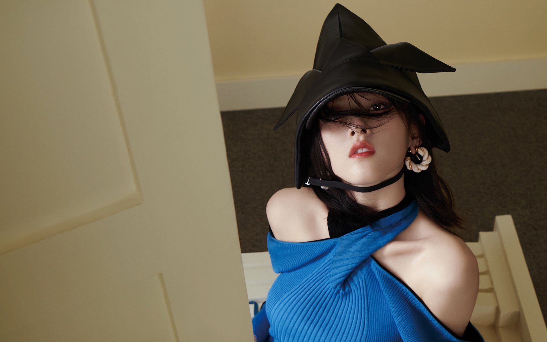 当绿茵场变身硬木地板，荷兰横扫克罗地亚的季后赛级博弈